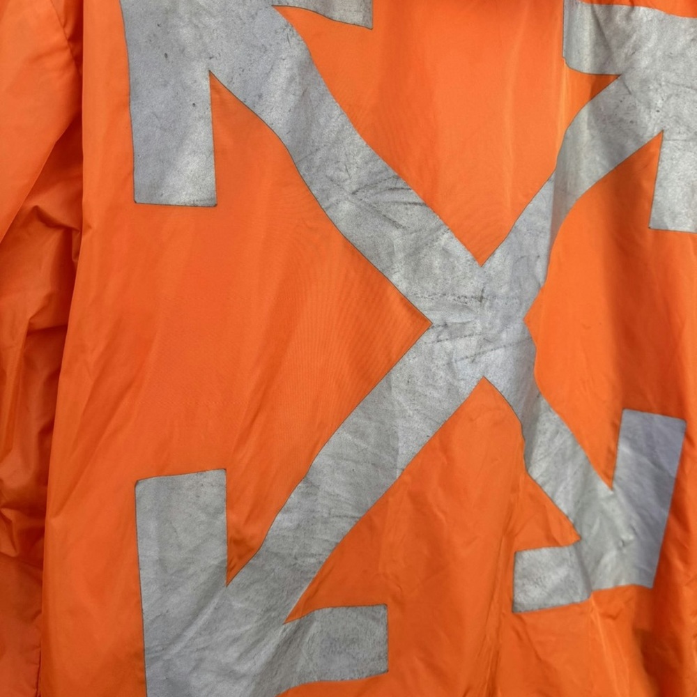 Moncler x Off-White Windbreaker - Picture 10 of 15